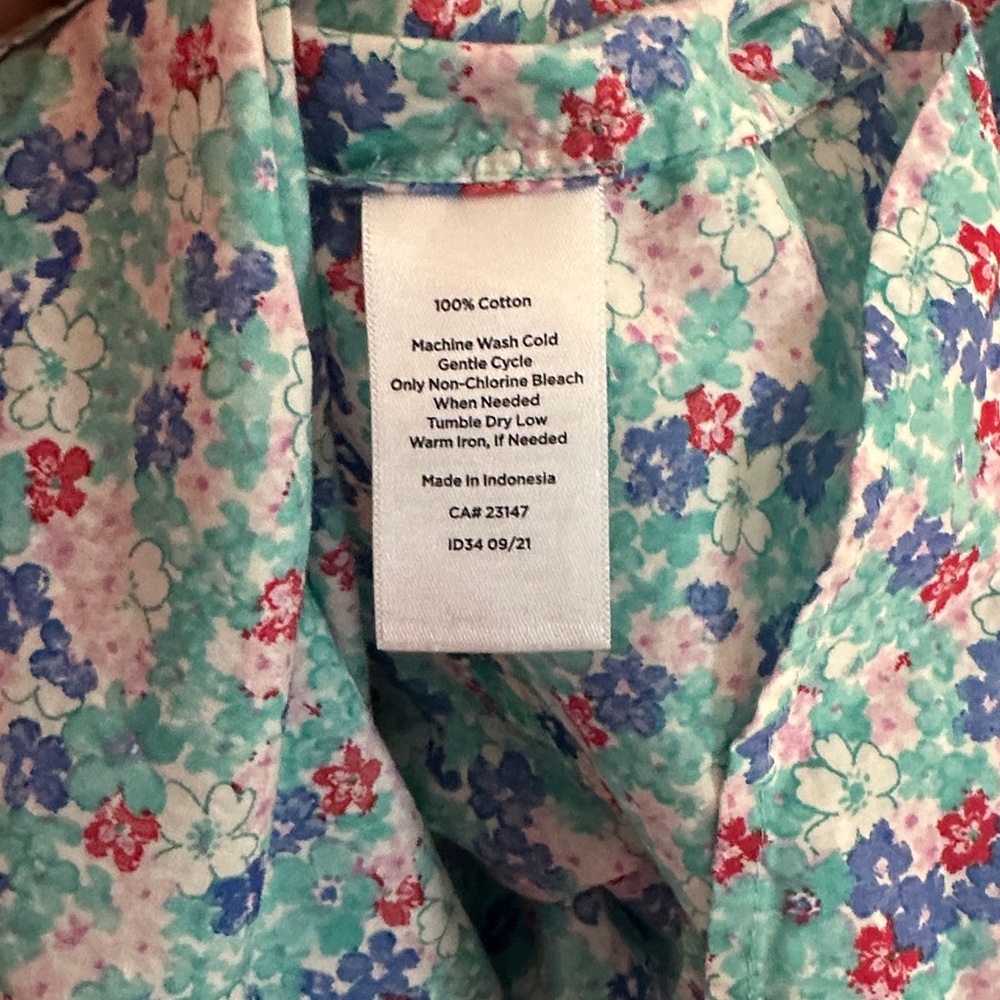 Talbots Aqua Ditsy Floral Button Front Shirt, 100% Cotton, Size Medium - Picture 5 of 8